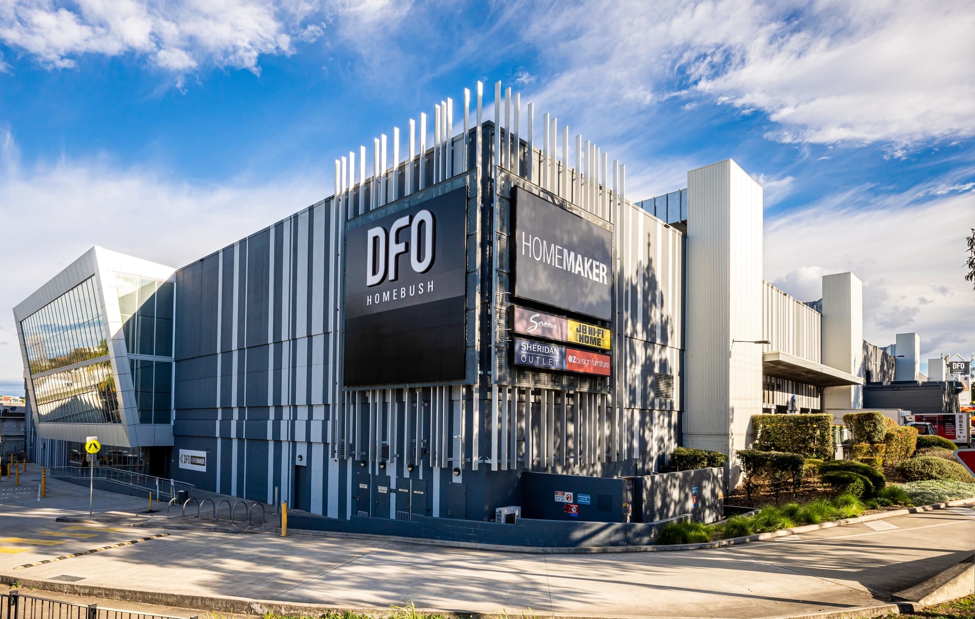 DFO Homebush_exterior